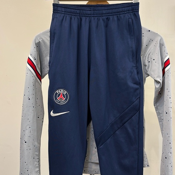 Nike PSG Strike Fourth Dri-Fit Football Drill Top and pants - Picture 2 of 14